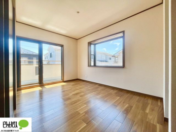 ���[�@����̏I���ɕv�w�ł������߂������Q���B�L���ɂ�Ƃ肪����A�Ƒ��̋C�z�������Ȃ������������x�߂���S�̃v���C�x�[�g��Ԃł��B