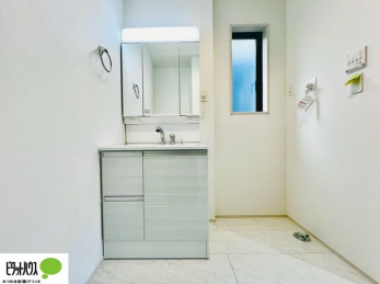 ���ʑ�E���ʏ��@�{�H��ʐ^�@�g���₷���V���v���Ȑ��ʉ��ϑ�B�����̎x�x�͂�������n�܂�܂��B