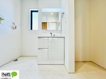 ���ʑ�E���ʏ��@�{�H��ʐ^�@�g���₷���V���v���Ȑ��ʉ��ϑ�B�����̎x�x�͂�������n�܂�܂��B