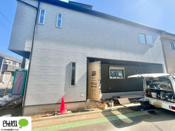 �@�J�[�X�y�[�X2�䕪�B