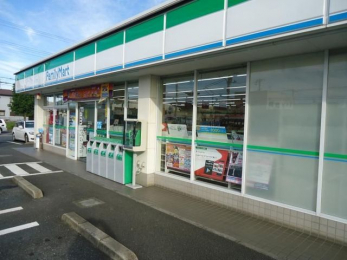 ���ӊ��@�t�@�~���[�}�[�g�叼���܈䐼�X �k��12���B 850m