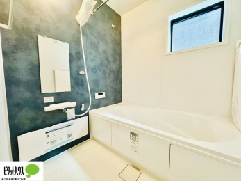 �����@�{�H��ʐ^�@�����̔�������Ă���闁���͍L�X�������B�x���͂��q�l�ƈꏏ�ɗV�тȂ������܂��ˁB