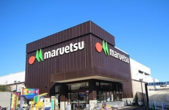 ���ӊ��@�}���G�c��v�ۉw�O�X �k��10���B 800m