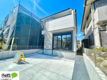 �@�}�ȗ��q�ɂ����S2��Ƃ߂��܂��B