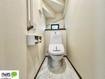 �g�C���@1�E2�K�E�H�V�����b�g�g�C�������B