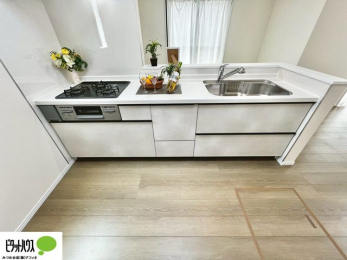 �L�b�`���@�Ƒ��Ƃ��b���Ȃ���y���������ł���J�E���^�[�L�b�`��