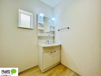 ���ʑ�E���ʏ��@�{�H��ʐ^�@�g���₷���V���v���Ȑ��ʉ��ϑ�B�����̎x�x�͂�������n�܂�܂��B