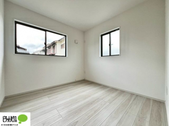 ���[�@�w�т̎��Ԃ��V�Ԏ��Ԃ���؂ɂł���q�ǂ������B�Ƌ�̔z�u�����₷���V���v���Ȑ݌v�ŁA�������K�Ɏg���܂��B