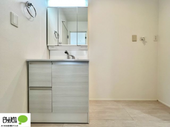 ���ʑ�E���ʏ��@�{�H��ʐ^�@�g���₷���V���v���Ȑ��ʉ��ϑ�B�����̎x�x�͂�������n�܂�܂��B