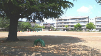 ���ӊ��@�x���s�����g�䏬�w�Z �k��8���B 600m