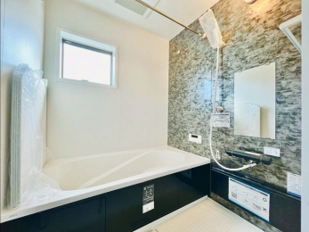 �����@�{�H��ʐ^�F1���̔�����������x���̓��͂��q�l�Ƃ̃R�~���j�P�[�V�����̏�Ƃ���