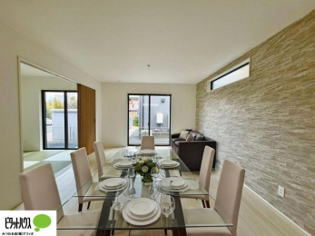 ���r���O�@���Ƌ�E���x�i�̓��C�A�E�g���C���[�W�������̂ŁA��������ۏ؂�����̂ł͂���܂���B