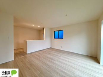 ���r���O�@�l�C�̑ΖʃL�b�`���ŉƑ��݂�Ȃ������ꏏ�B