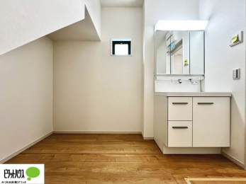 ���ʑ�E���ʏ��@�{�H��ʐ^�@�g���₷���V���v���Ȑ��ʉ��ϑ�B�����̎x�x�͂�������n�܂�܂��B