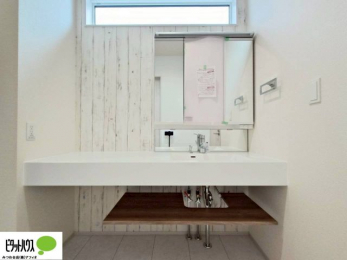 ���ʑ�E���ʏ��@�{�H��ʐ^�@�g���₷���V���v���Ȑ��ʉ��ϑ�B�����̎x�x�͂�������n�܂�܂��B