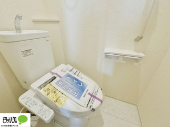 �g�C���@�{�H��ʐ^�@1�E2�K�E�H�V�����b�g�g�C�������B