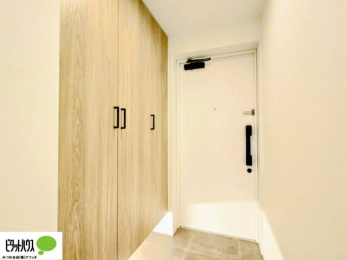 �G���g�����X�@�Ƒ��݂�Ȃ̌C�������Ղ���[�ł���V���[�Y�{�b�N�X