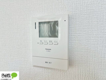 ���̑��@�{�H��ʐ^�@������Ԃ����S��TV���j�^�[�t���C���^�[�z��