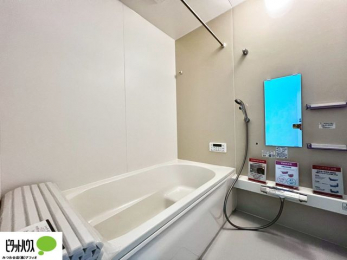 �����@�{�H��ʐ^�@�����̔�������Ă���闁���͍L�X�������B�x���͂��q�l�ƈꏏ�ɗV�тȂ������܂��ˁB