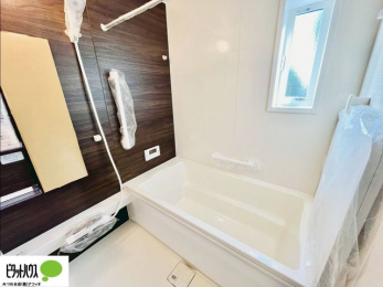 �����@�{�H��ʐ^�@�����̔�������Ă���闁���͍L�X�������B�x���͂��q�l�ƈꏏ�ɗV�тȂ������܂��ˁB