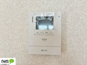 ���̑��@������Ԃ����S��TV���j�^�[�t���C���^�[�z��