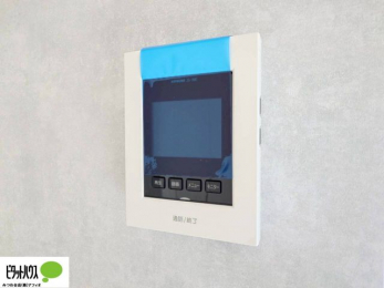 ���̑��@������Ԃ����S��TV���j�^�[�t���C���^�[�z��