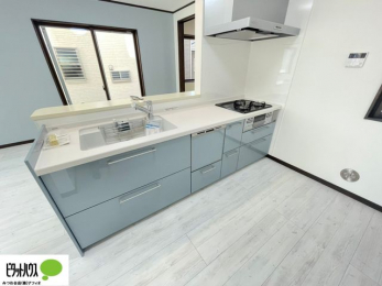 �L�b�`���@�V�z�Ȃ�ł͂̃s�J�s�J�̃L�b�`���͖����̂��������y�������Ă���܂��ˁB