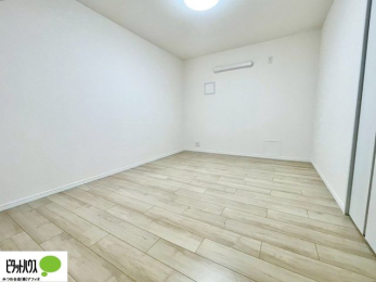 �Q���@����̏I���ɕv�w�ł������߂������Q���B�L���ɂ�Ƃ肪����A�Ƒ��̋C�z�������Ȃ������������x�߂���S�̃v���C�x�[�g��Ԃł��B