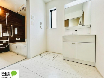 ���ʑ�E���ʏ��@�{�H��ʐ^�@�g���₷���V���v���Ȑ��ʉ��ϑ�B�����̎x�x�͂�������n�܂�܂��B