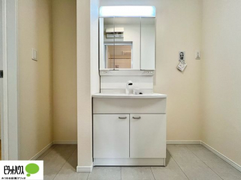 ���ʑ�E���ʏ��@�{�H��ʐ^�@�g���₷���V���v���Ȑ��ʉ��ϑ�B�����̎x�x�͂�������n�܂�܂��B