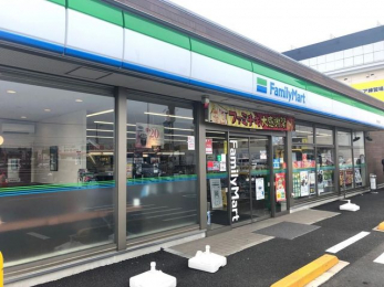 ���ӊ��@�t�@�~���[�}�[�g/��ђ����X �k��3���B 190m