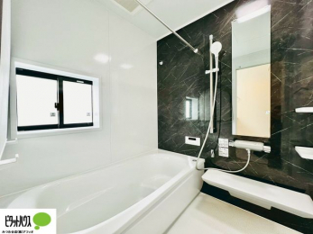 �����@�{�H��ʐ^�@�����̔�������Ă���闁���͍L�X�������B�x���͂��q�l�ƈꏏ�ɗV�тȂ������܂��ˁB
