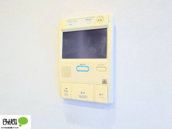 ���̑��@������Ԃ����S��TV���j�^�[�t���C���^�[�z��