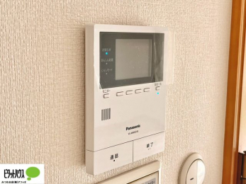 ���̑��@������Ԃ����S��TV���j�^�[�t���C���^�[�z��