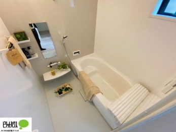 �����@�{�H��ʐ^�@�����̔�������Ă���闁���͍L�X�������B�x���͂��q�l�ƈꏏ�ɗV�тȂ������܂��ˁB