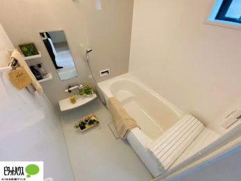 �����@�{�H��ʐ^�@�����̔�������Ă���闁���͍L�X�������B�x���͂��q�l�ƈꏏ�ɗV�тȂ������܂��ˁB