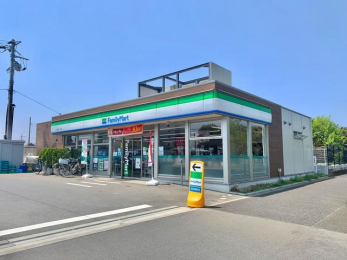 ���ӊ��@�t�@�~���[�}�[�g��Օ��Z���ړX �k��6���B 450m