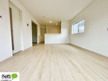 ���[�@���R�����������ޒg���ȃ��r���O�B��������ɂ͓Ǐ��₨���Q�ł����Ȃ���̂�т�Ɖ߂����ЂƎ����B