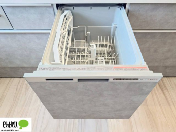 �L�b�`���@�H��̕Еt�����T�|�[�g���Ă����H��@���W�������B��Ԃ����炵�����̕�炵�ɂ�Ƃ�������炵�܂��B