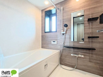 �����@�����̔�������Ă����o�X���[���͍L�X�������B�x���͂��q�l�ƈꏏ�ɗV�тȂ������܂��ˁB