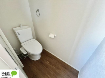 �g�C���@�{�H��ʐ^�@1�E2�K�E�H�V�����b�g�g�C�������B