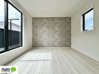���[�@����̏I���ɕv�w�ł������߂������Q���B�L���ɂ�Ƃ肪����A�Ƒ��̋C�z�������Ȃ������������x�߂���S�̃v���C�x�[�g��Ԃł��B