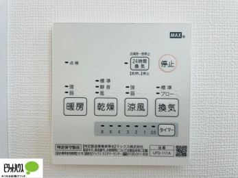 ���̑��@�{�H��ʐ^�@24���Ԋ��C�E���C�E�����E�����E�g�[�t��