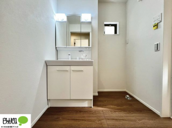 ���ʑ�E���ʏ��@�{�H��ʐ^�F�g���₷���V���v���Ȑ��ʉ��ϑ�B�����̎x�x�͂�������n�܂�܂��B