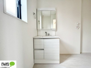 ���ʑ�E���ʏ��@�{�H��ʐ^�@�g���₷���V���v���Ȑ��ʉ��ϑ�B�����̎x�x�͂�������n�܂�܂��B