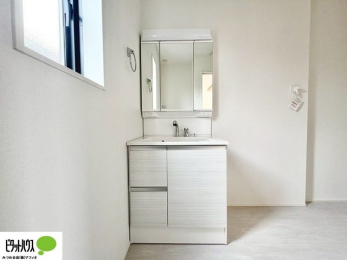 ���ʑ�E���ʏ��@�{�H��ʐ^�@�g���₷���V���v���Ȑ��ʉ��ϑ�B�����̎x�x�͂�������n�܂�܂��B