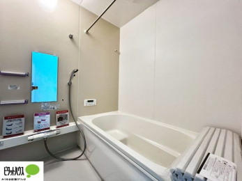 �����@�{�H��ʐ^�@�����̔�������Ă���闁���͍L�X�������B�x���͂��q�l�ƈꏏ�ɗV�тȂ������܂��ˁB