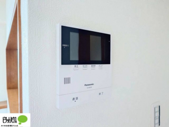 ���̑��@������Ԃ����S��TV���j�^�[�t���C���^�[�z��