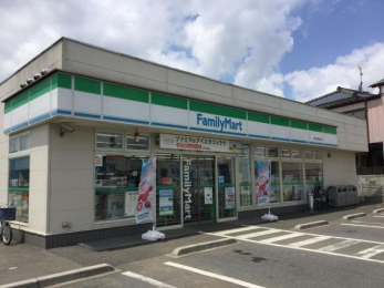 ���ӊ��@�t�@�~���[�}�[�g/�_�c��ԊX���X �k��7���B 530m