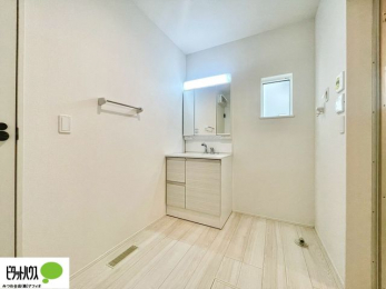 ���ʑ�E���ʏ��@�{�H��ʐ^�@�g���₷���V���v���Ȑ��ʉ��ϑ�B�����̎x�x�͂�������n�܂�܂��B